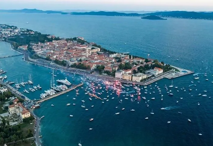 Greetings To The Sun Appartement